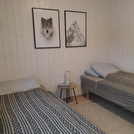 Amazing Cabin In Lyngen